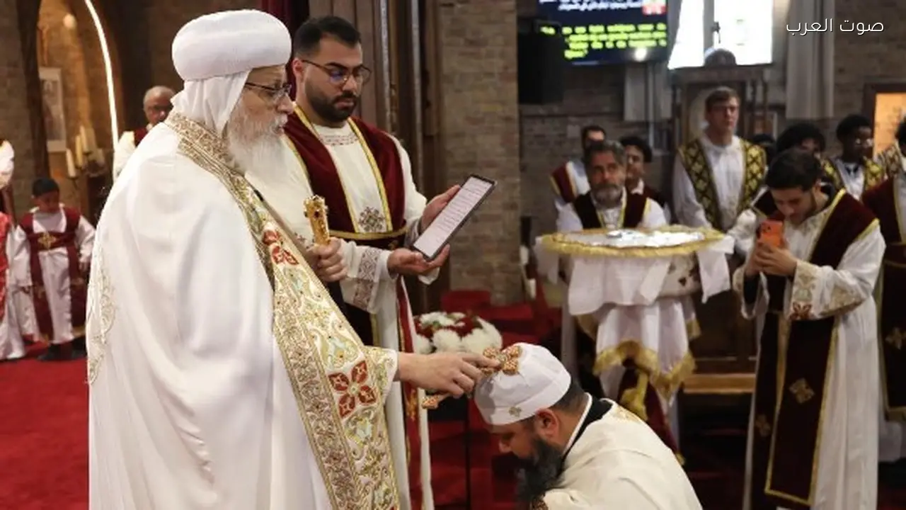 كنيسة هولندية تحتفل برسامة قمص جديد على يد الأنبا أرساني