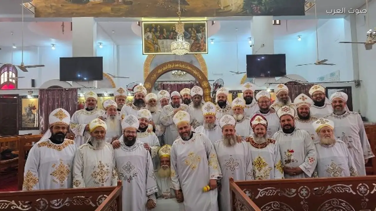 كهنة ديرمواس ودلجا يناقشون ترتيبات الخدمة خلال الصوم الكبير