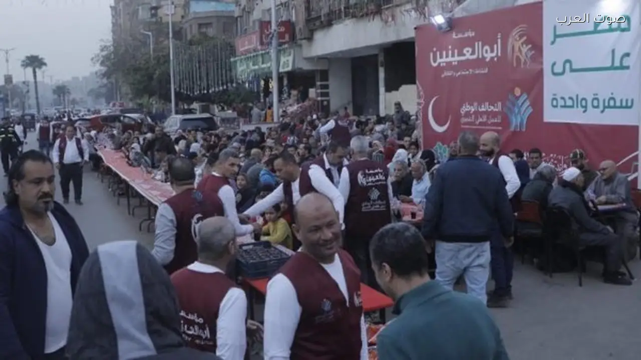 مؤسسة أبو العينين تقدم مائدة إفطار لـ 20 ألف صائم يومياً في الجيزة