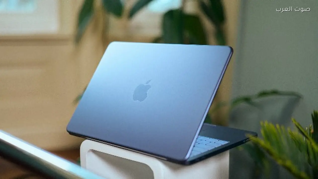 ماكبوك Neo يجذب زبائن جدد بميزاته الاقتصادية