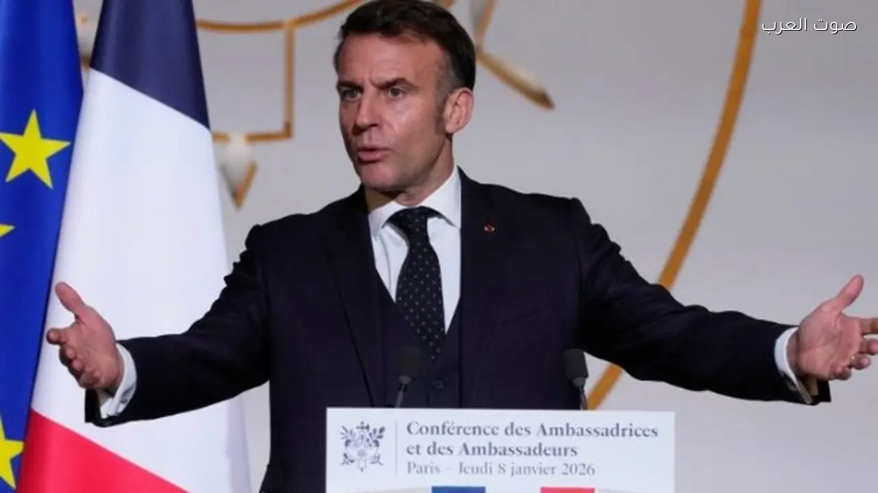 ماكرون يحذر نتنياهو من هجوم بري في لبنان ويطالب حزب الله بوقف الهجمات