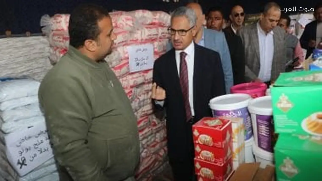 محافظ بني سويف يزور معارض أهلاً رمضان في ببا