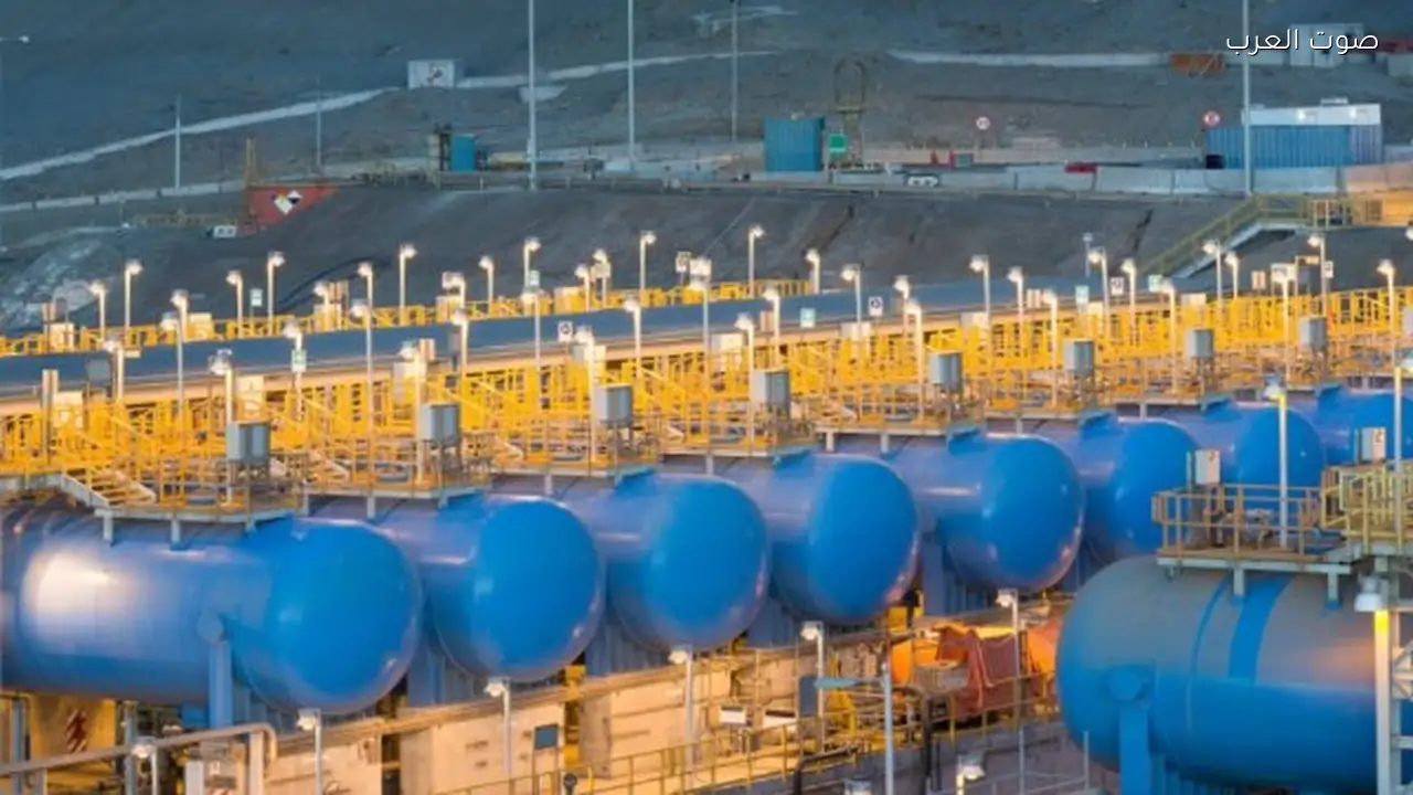 محطة تحلية مياه في جزيرة قشم الإيرانية تتوقف بسبب غارة جوية