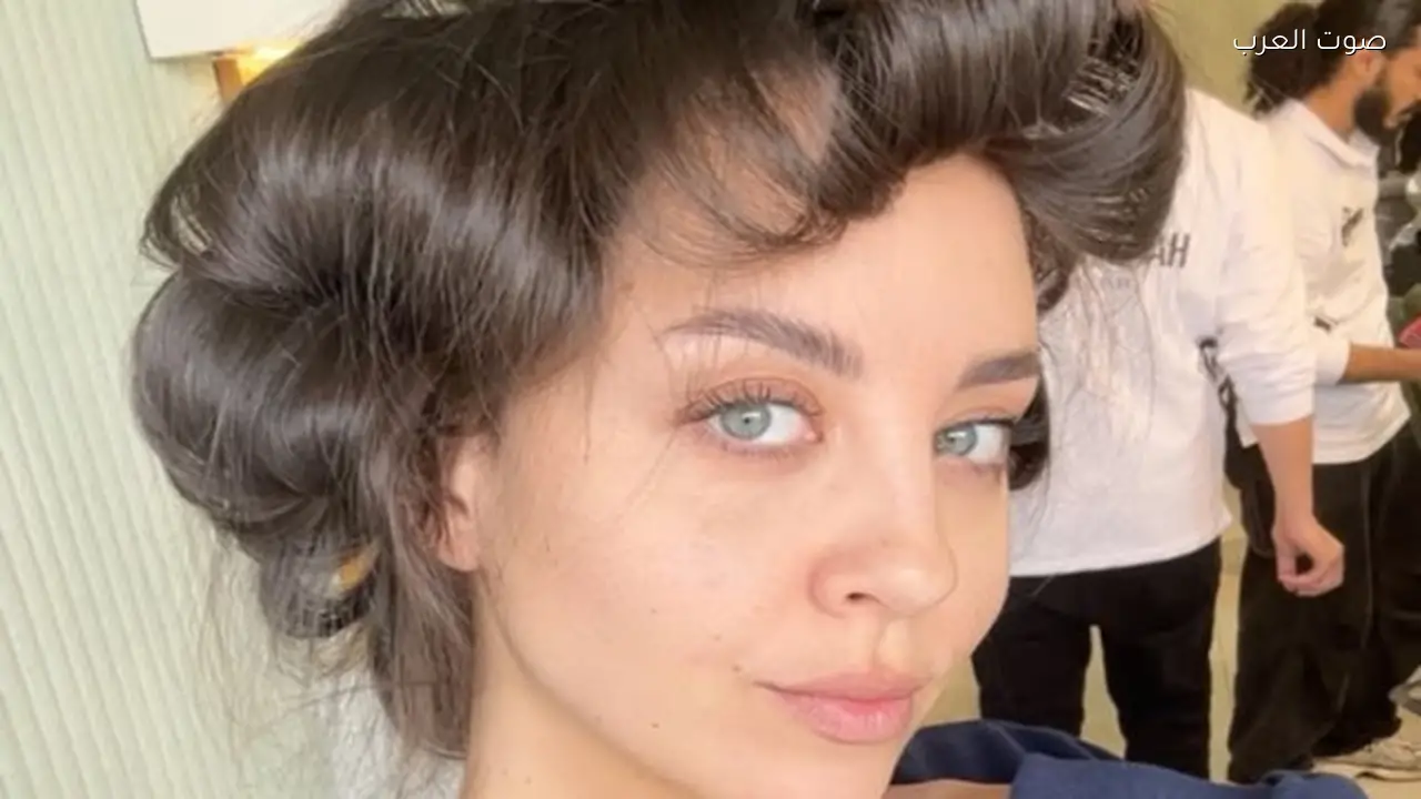 مريم الخشت تتألق بإطلالة جديدة في أحدث ظهور لها