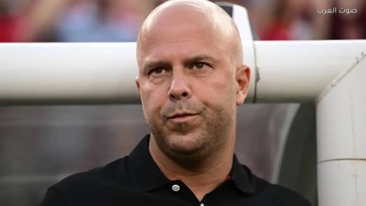 مستقبل آرني سلوت في خطر مع اقتراب ألونسو من تولي تدريب ليفربول