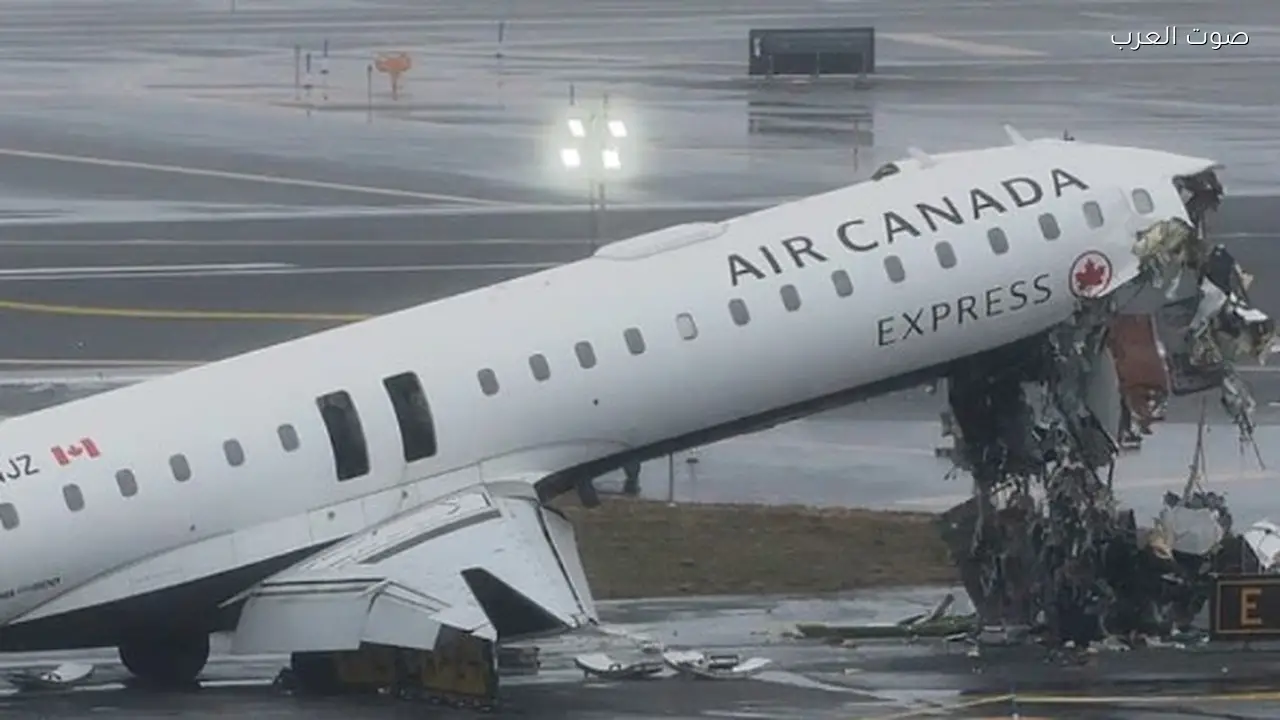 مصرع طيارين في نيويورك إثر اصطدام طائرة بسيارة إطفاء