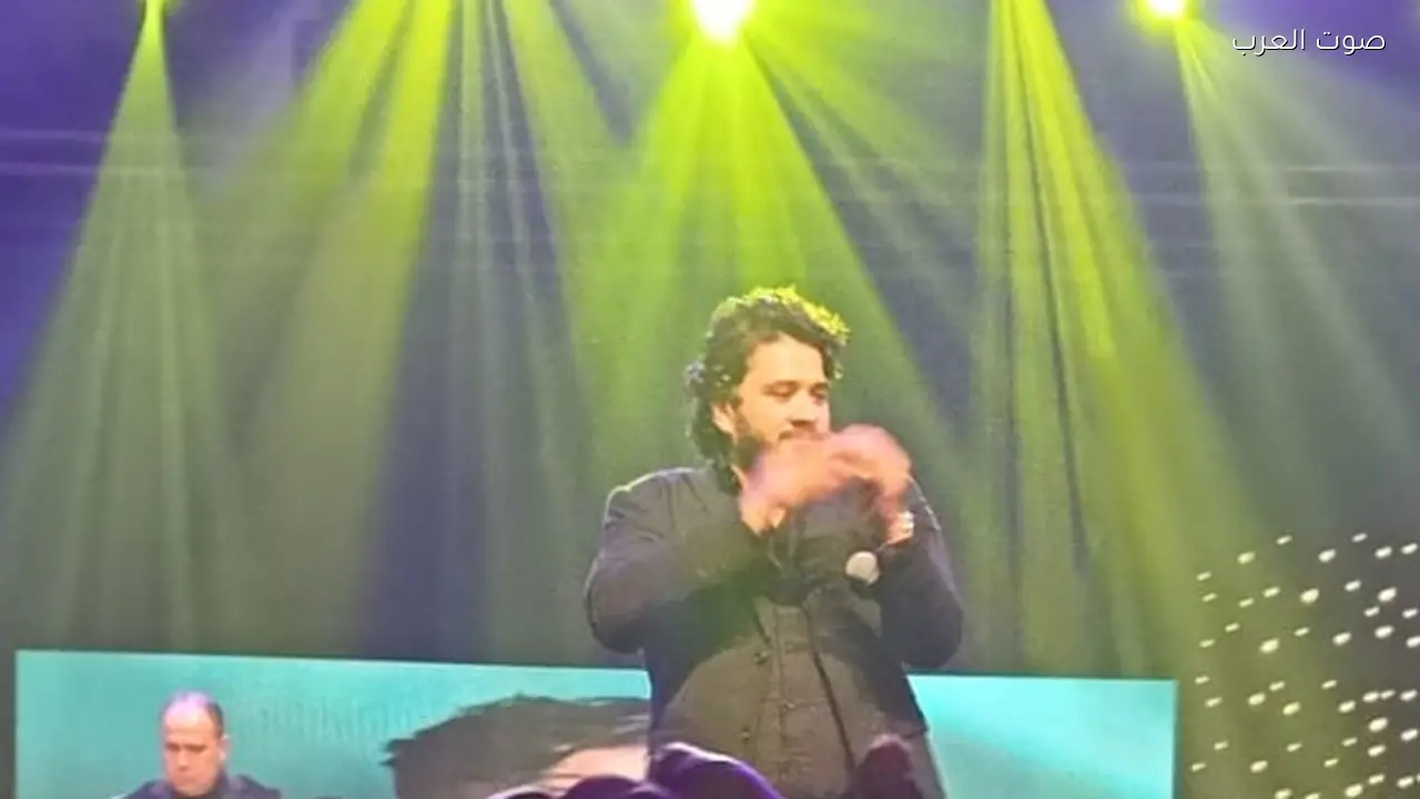 مصطفى حجاج يحيي احتفالية عيد الفطر بمسرح البالون