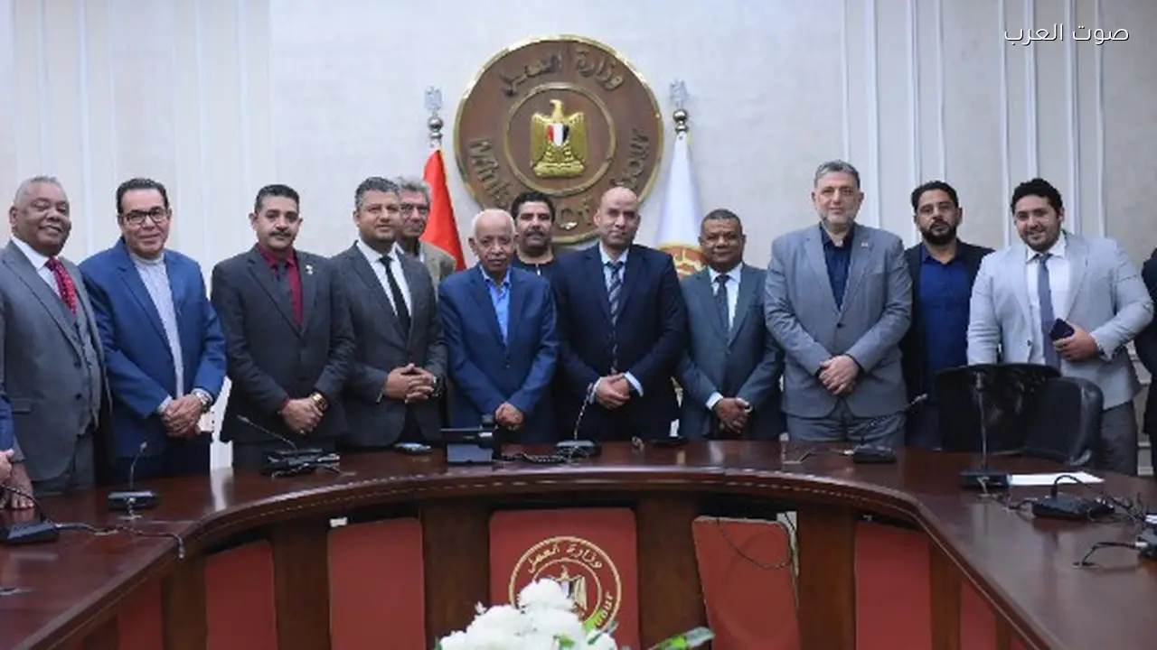 مناقشة تعديل قانون المنظمات النقابية العمالية في مصر