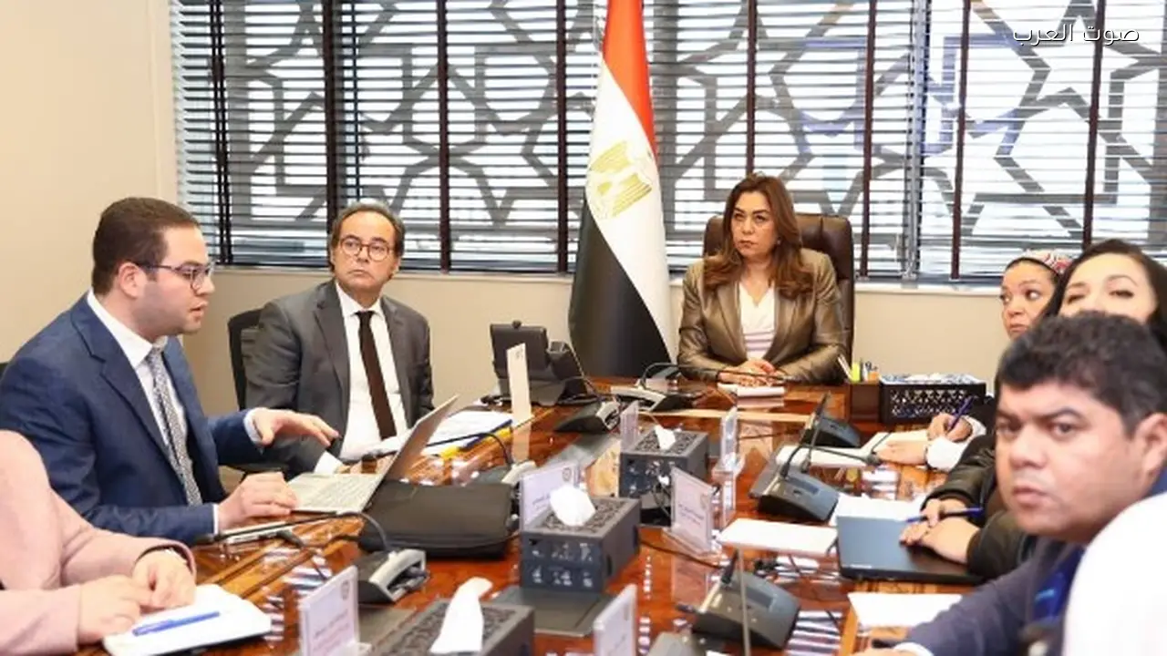 منال عوض تتابع رقمنة تقييم الأثر البيئي لتحسين خدمات المواطنين والمستثمرين
