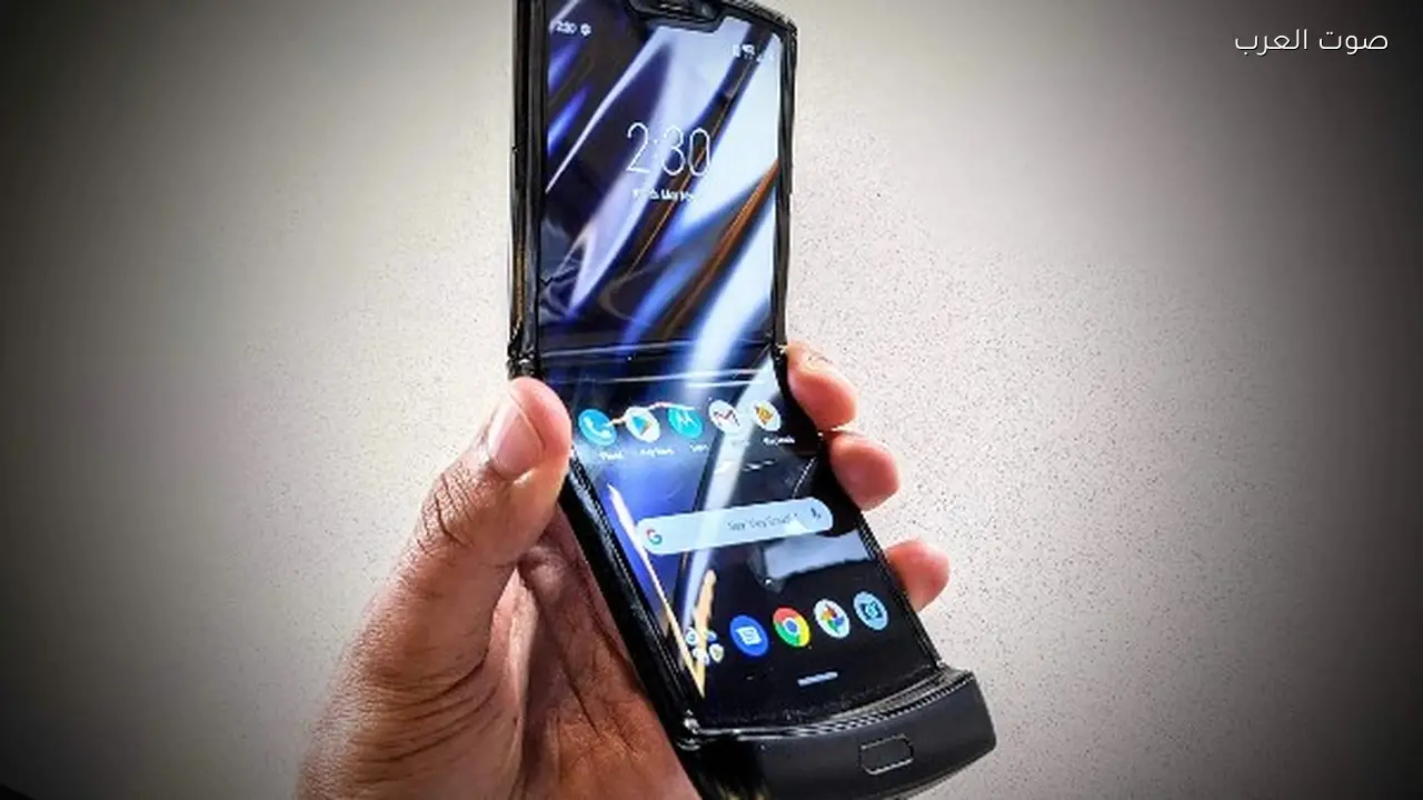 موتورولا تكشف تفاصيل حجز هاتف Razr Fold الجديد