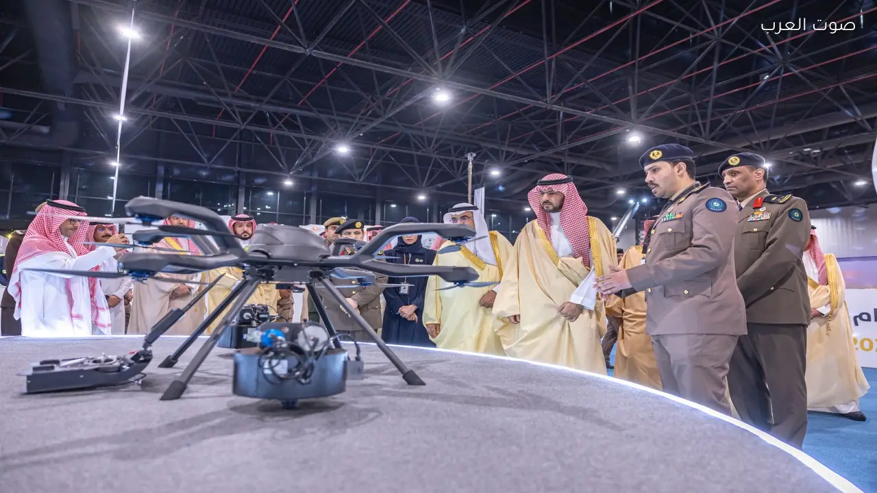 نائب أمير المنطقة الشرقية يفتتح معرض اليوم العالمي للدفاع المدني 2026