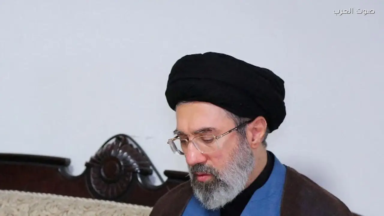 نائب ترامب يثير الجدل حول صحة مجتبى خامنئي