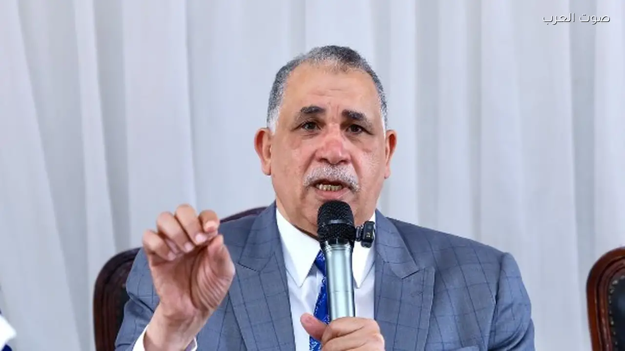 نقيب المحامين يناقش تطوير العمل مع مجلس سوهاج