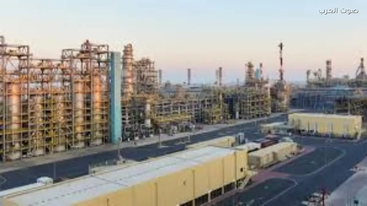 هجمات بطائرات مسيرة تستهدف مصفاة الأحمدي في الكويت وتسبب حريقا