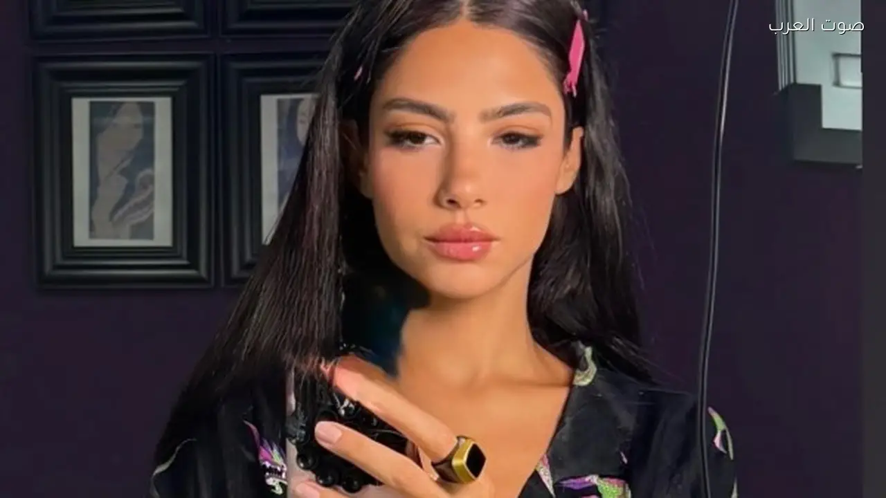 هدى المفتي تتألق في أحدث إطلالة لها