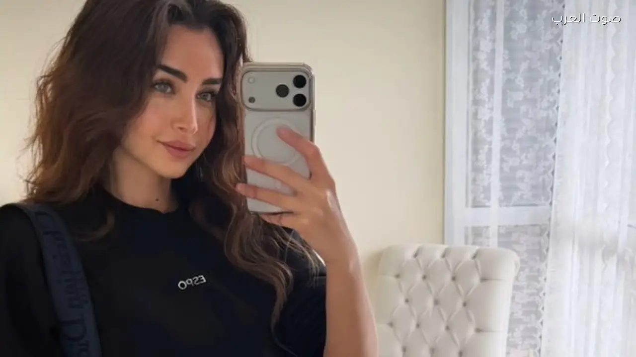 هنا الزاهد تتألق في أحدث إطلالة لها