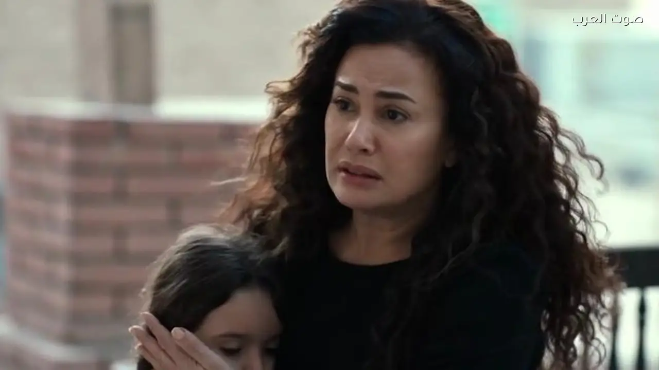 هند صبري تتمنى عيد سعيد للجميع