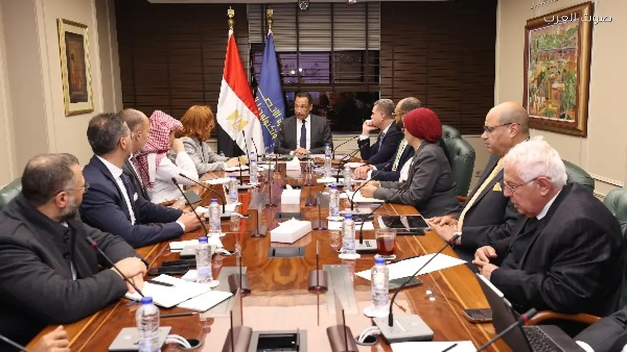 وزير الاتصالات يناقش استثمارات شركة SAP في مصر
