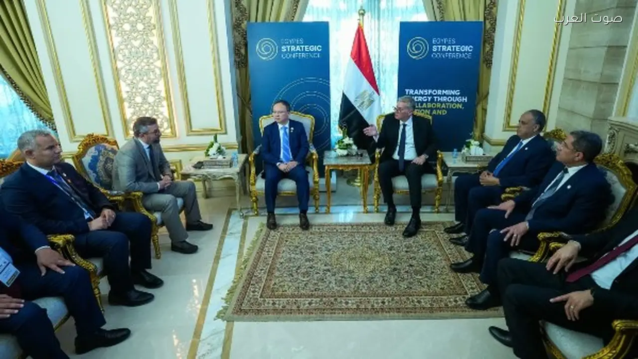 وزير البترول يناقش مع «يونايتد إنرجي» زيادة إنتاج النفط والغاز بالصحراء الغربية