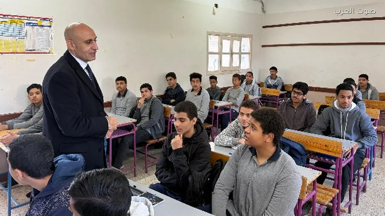 وزير التعليم يناقش أهمية البرمجة مع الطلاب بشهادة معتمدة من جامعة هيروشيما