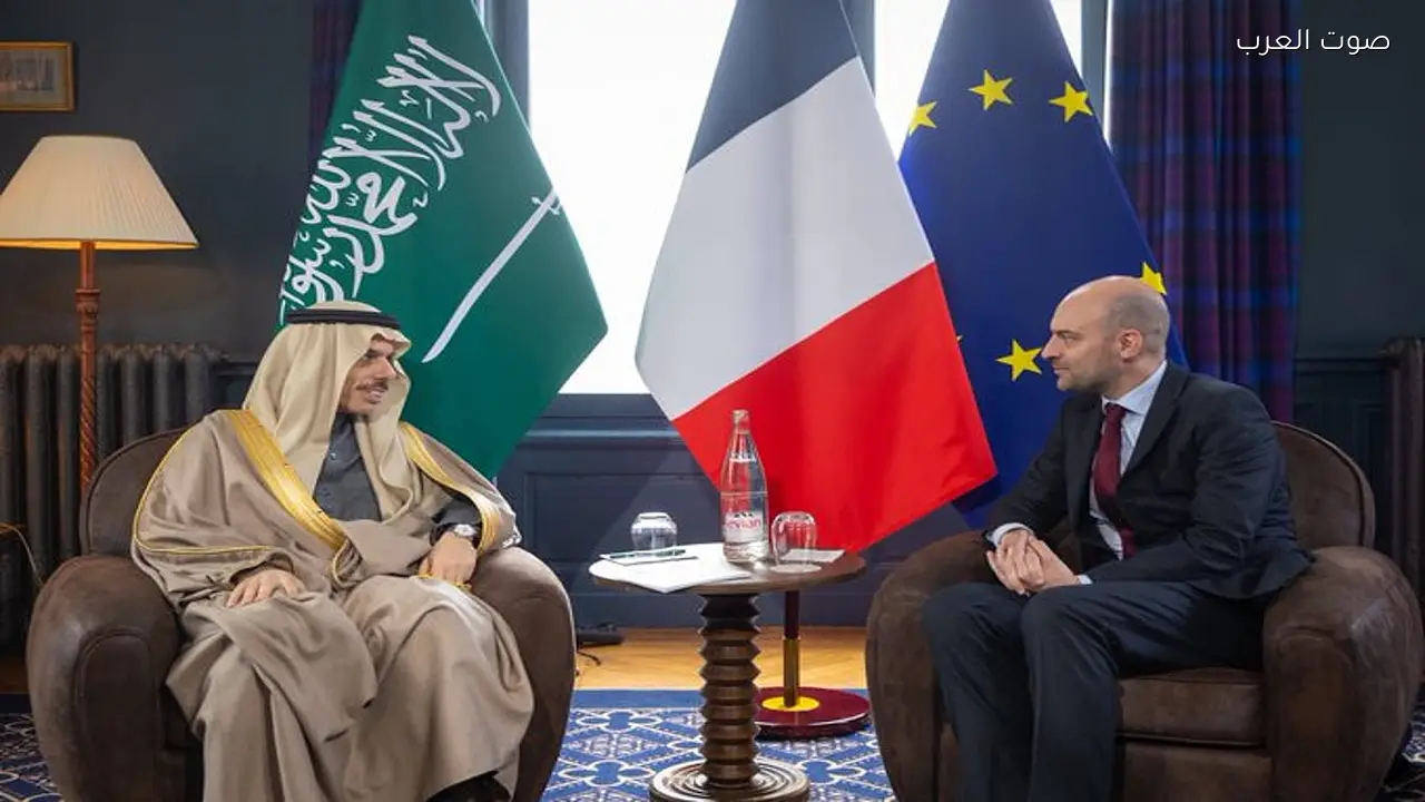 وزير الخارجية السعودي يبحث المستجدات مع نظيره الفرنسي