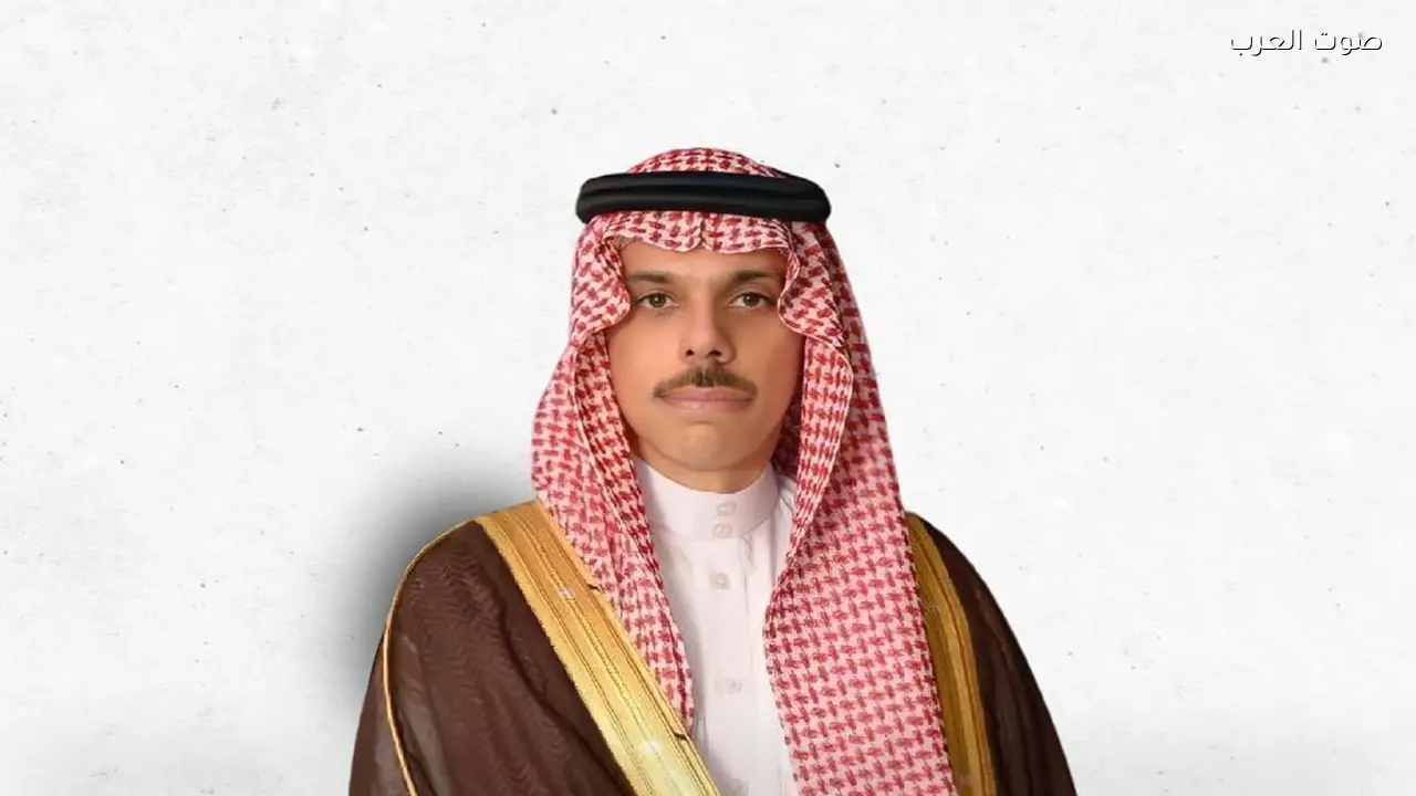 وزير الخارجية يتلقى اتصالًا هاتفيًا من نظيره الهندي