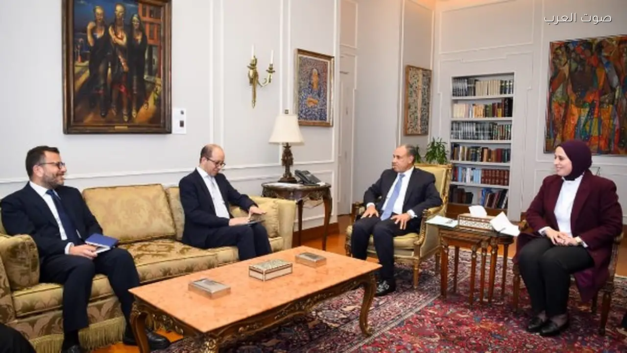 وزير الخارجية يلتقي المدير الإقليمي لصندوق الإيفاد الزراعي