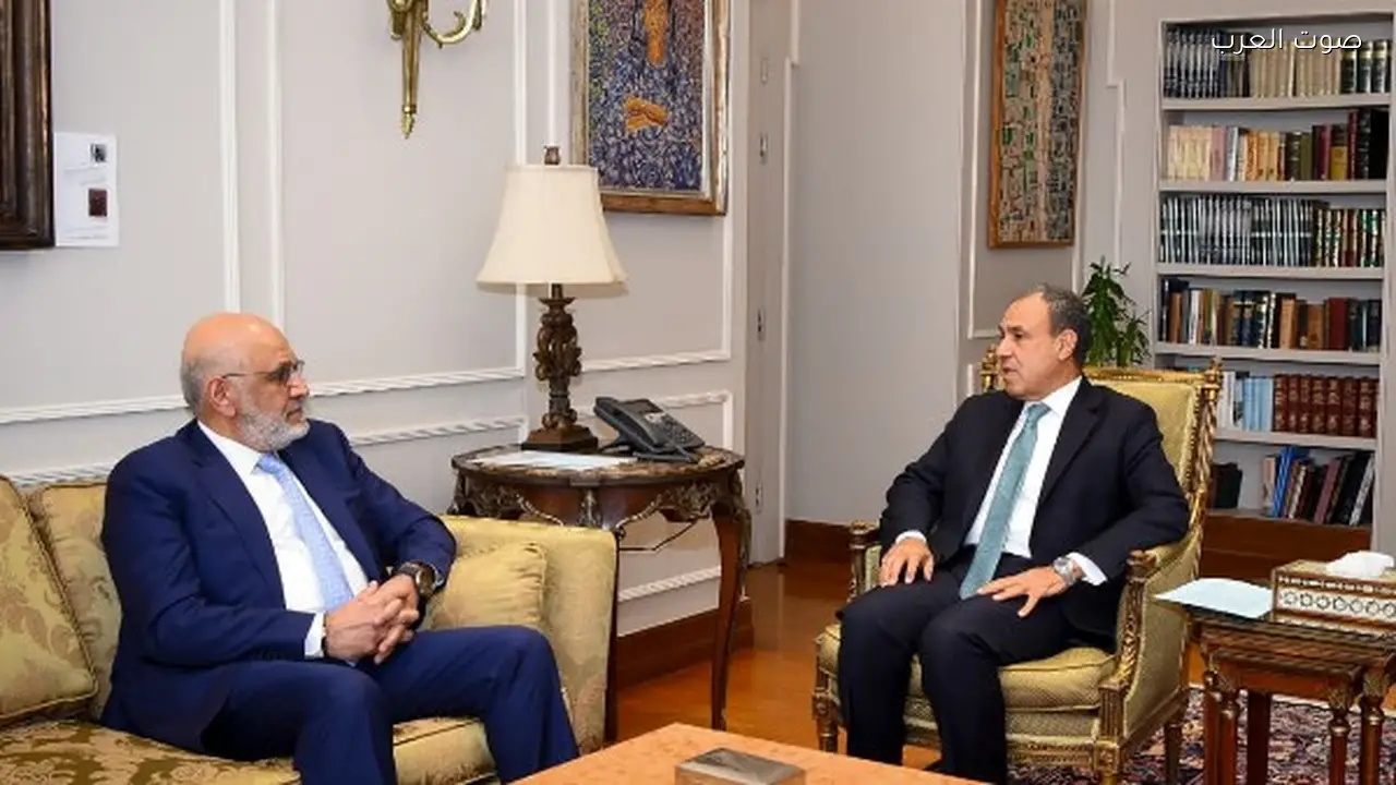 وزير الخارجية يلتقي المدير التنفيذي لمجموعة الدول العربية بالبنك الدولي