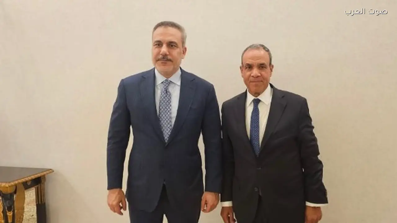 وزير الخارجية يلتقي نظيره التركي في إسلام آباد لبحث العلاقات الثنائية