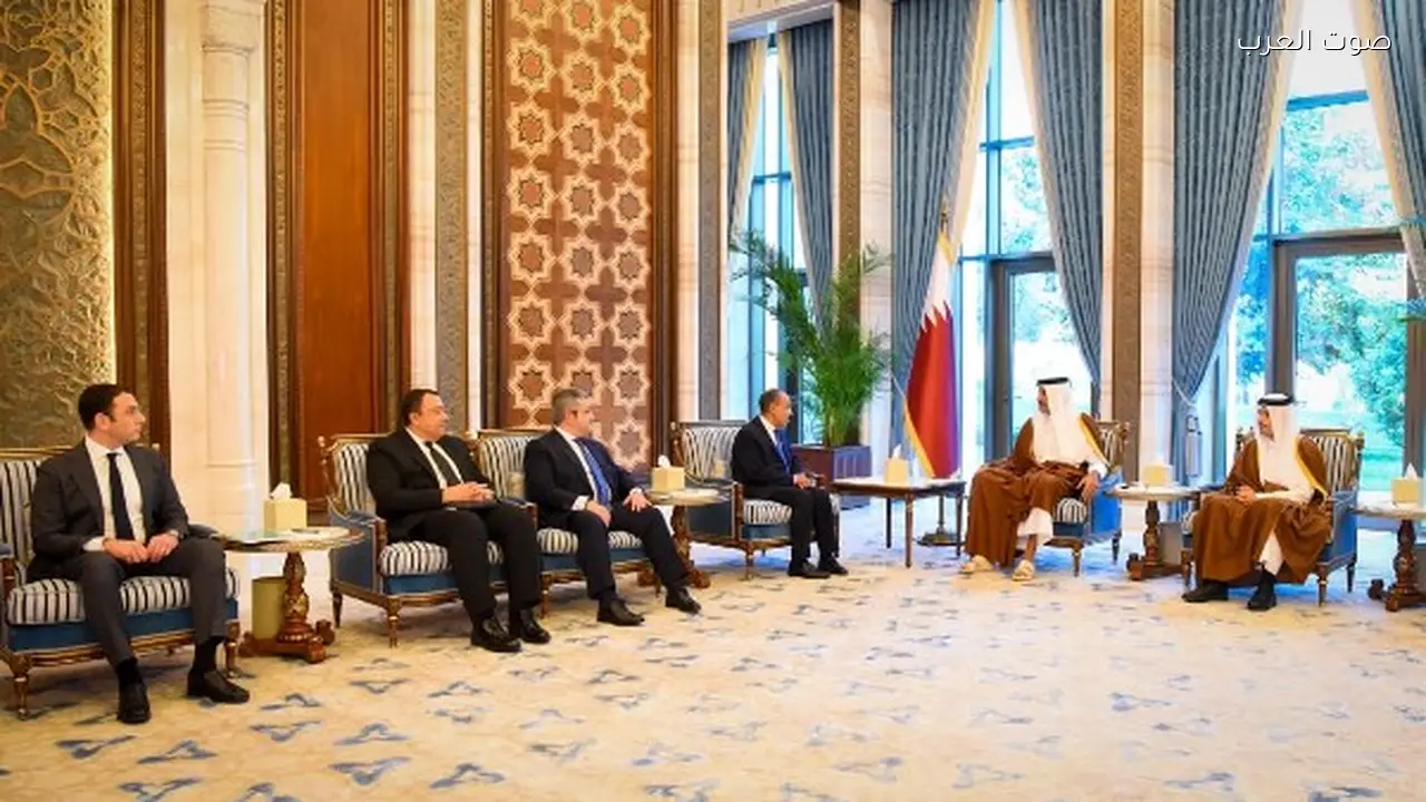 وزير الخارجية ينقل رسالة دعم مصر إلى أمير قطر بتوجيهات من السيسي