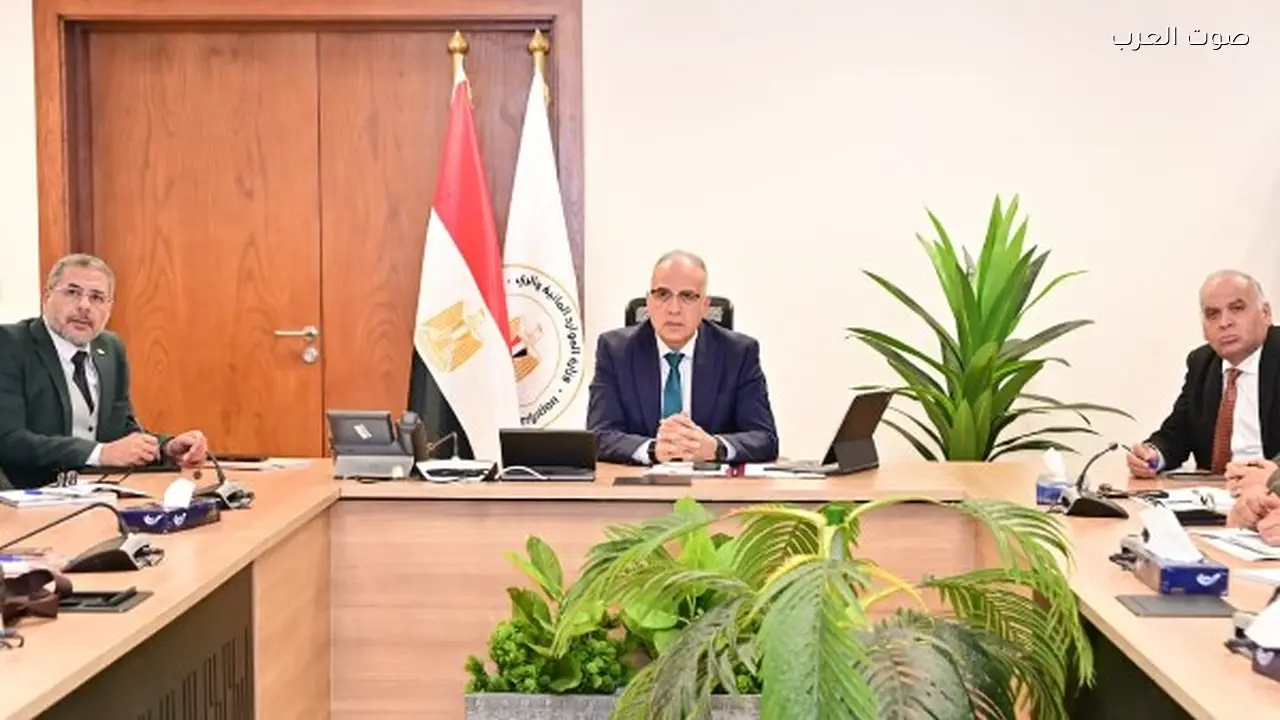 وزير الري يحدد أبريل موعدًا لإنهاء أعمال التطهيرات