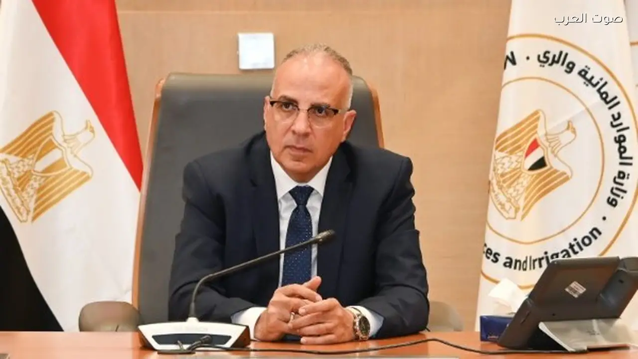 وزير الري يناقش خطة تطوير إدارة المياه في ترعة الإسماعيلية