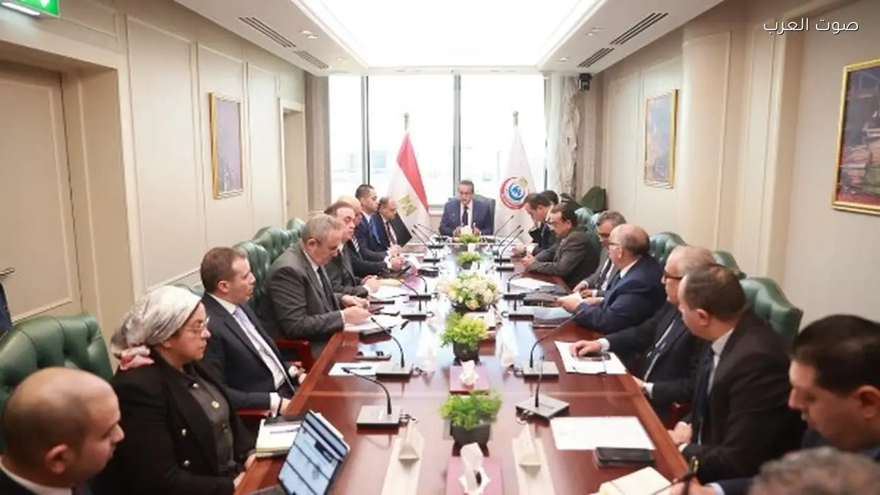 وزير الصحة يؤكد تعزيز المخزون الاستراتيجي من الأدوية لعام كامل