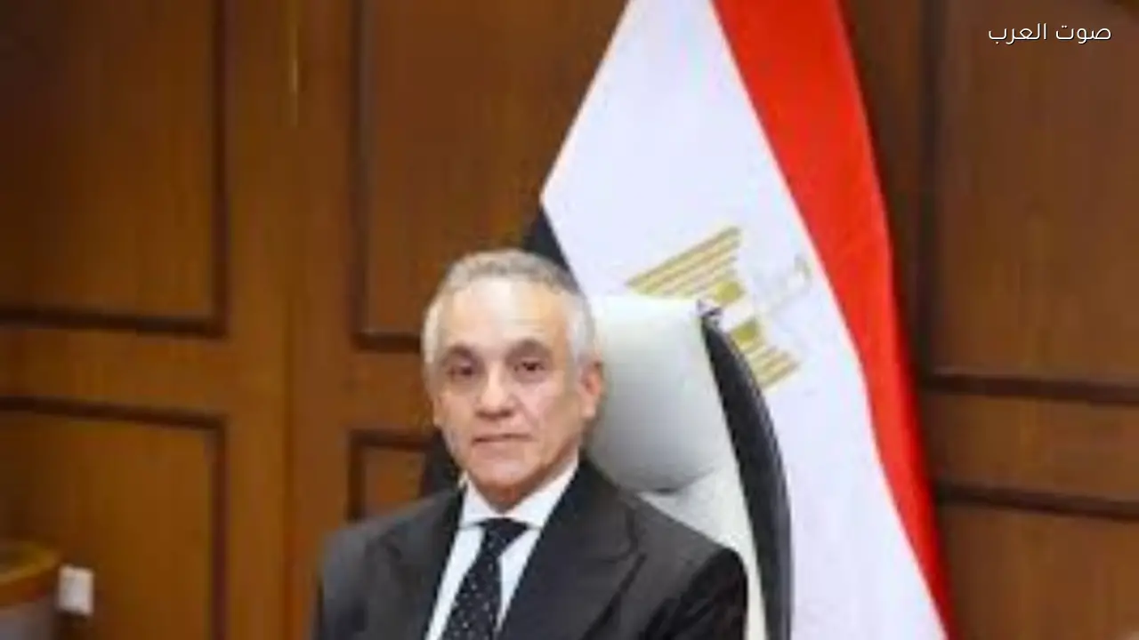 وزير العدل يزور محاكم شمال القاهرة ويلتقي القضاة