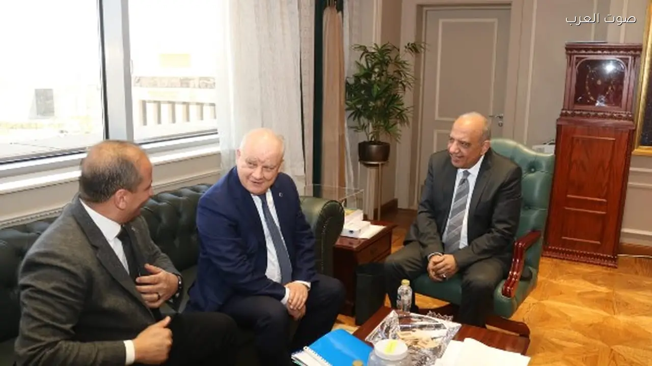 وزير الكهرباء يناقش مع روسآتوم تسريع تنفيذ محطة الضبعة النووية