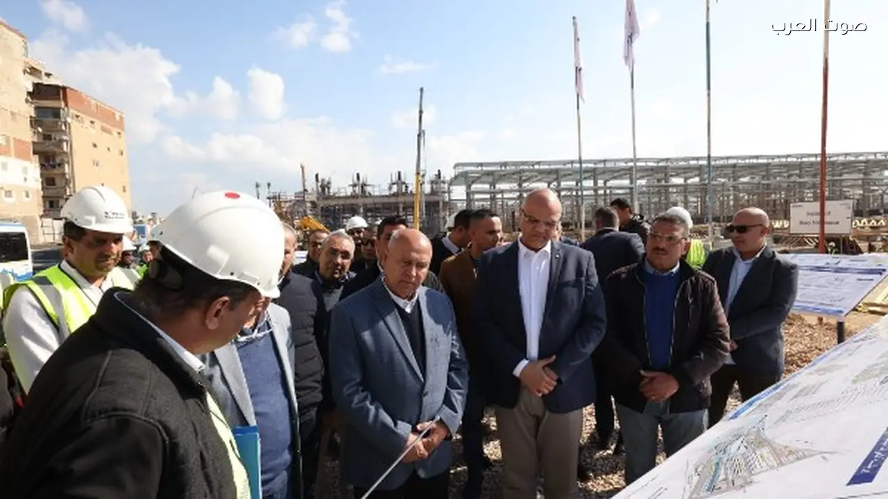 وزير النقل يزور مواقع ومحطات المرحلة الأولى لمترو الإسكندرية