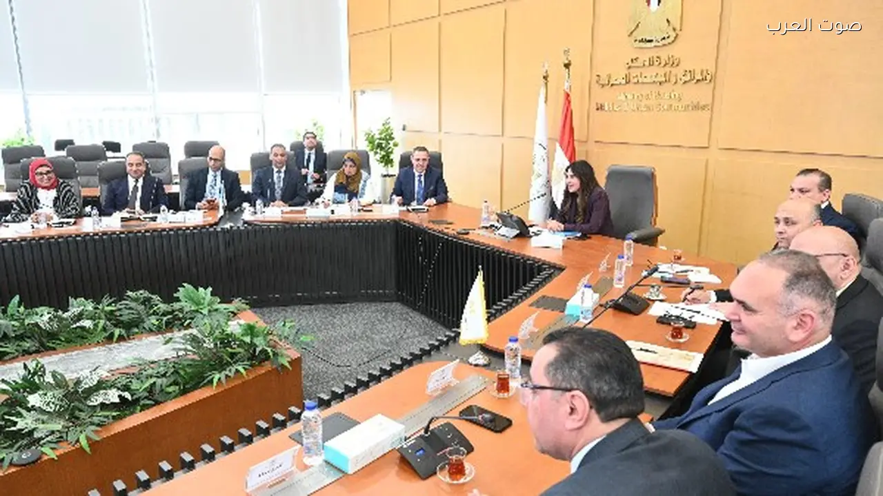 وزيرة الإسكان تراقب مبيعات مشاريع هيئة المجتمعات العمرانية