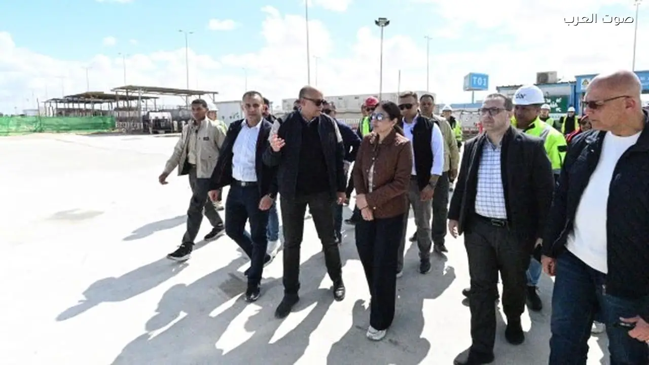 وزيرة الإسكان تزور مركز المؤتمرات والمعارض في العلمين الجديدة