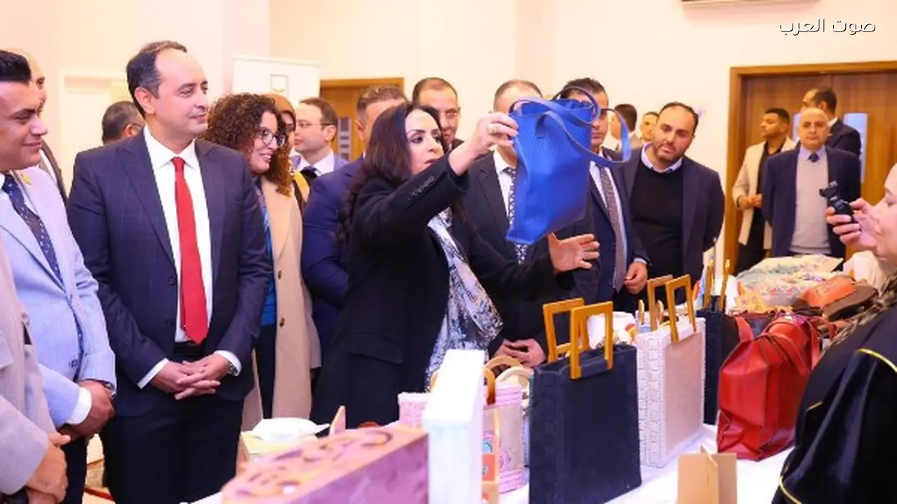 وزيرة التضامن تكرم متعافيات الإدمان في مشروع “حياة كريمة”