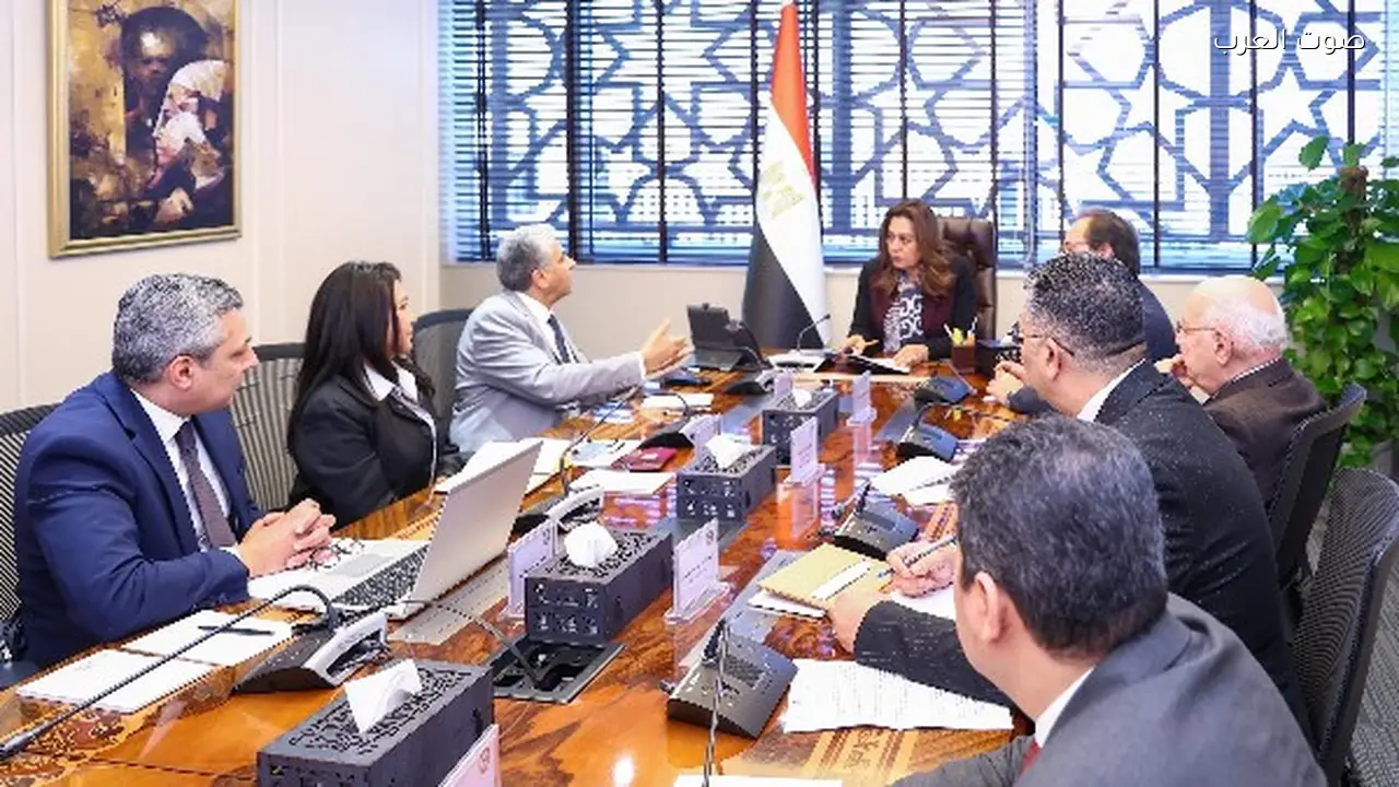 وزيرة التنمية المحلية تبحث تعاونًا مع مدير مركز “سيداري”