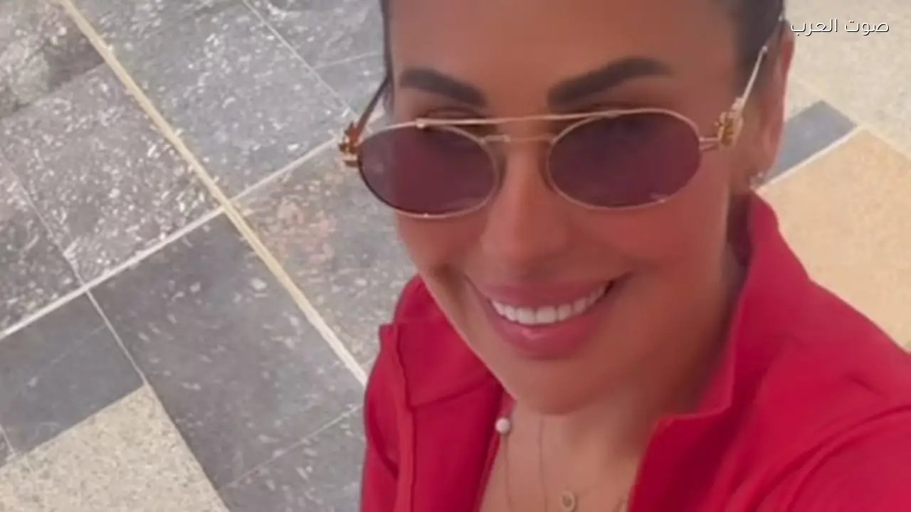 مي سليم تتألق بفستان أحمر على إنستجرام