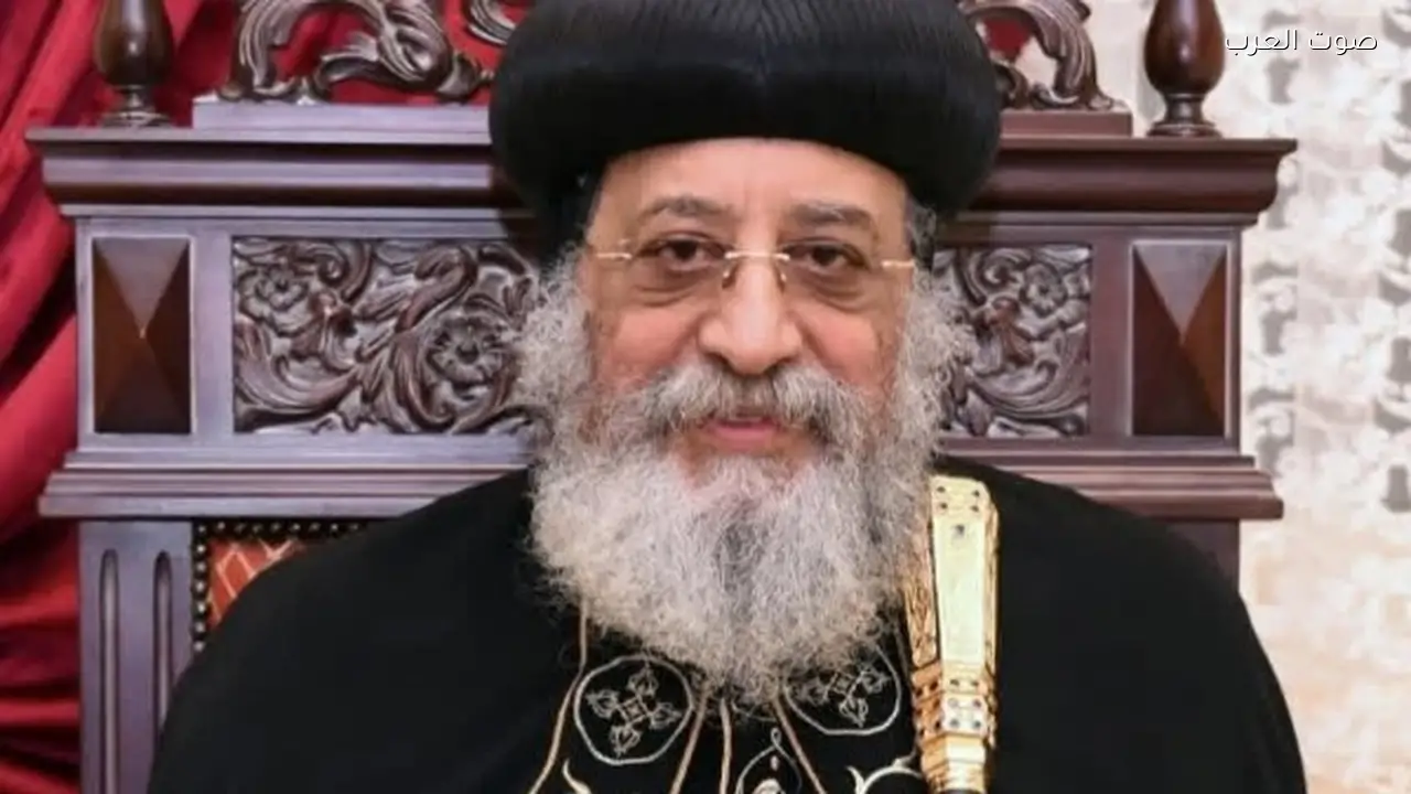 نائب رئيس الوزراء يهنئ البابا تواضروس بعيد القيامة المجيد