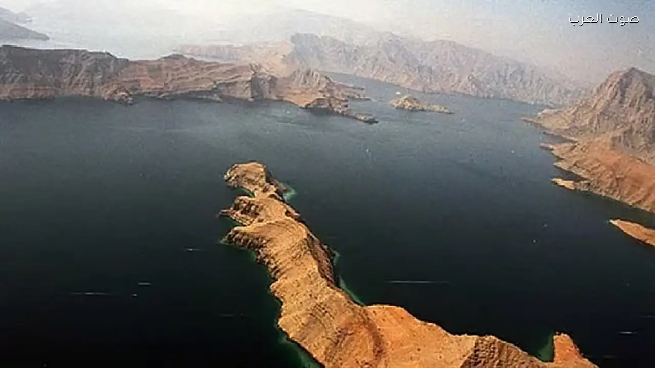 800 بحار محتجزون في الخليج العربي بسبب أزمة مضيق هرمز