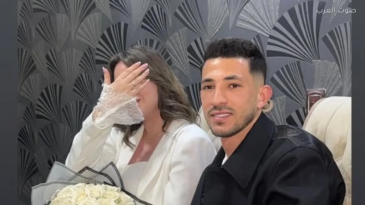 أحمد فتوح يعلن خطوبته مع صور جديدة