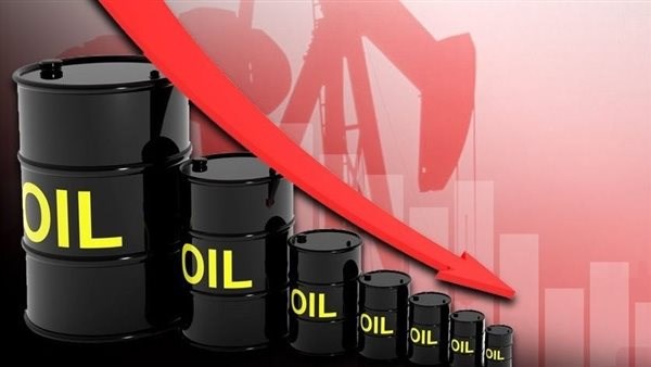 أسعار النفط تتراجع اليوم بعد انسحاب مفاجئ من أوبك
