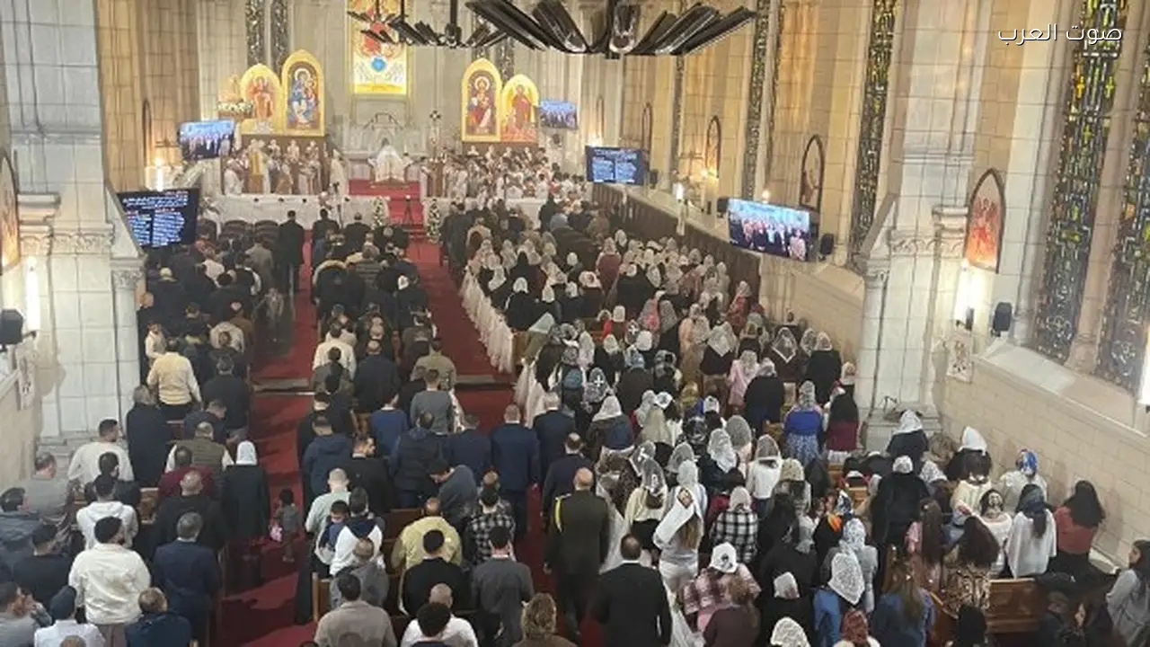 أقباط مصر في فرنسا يحتفلون بعيد القيامة ويشيدون بدور السيسي
