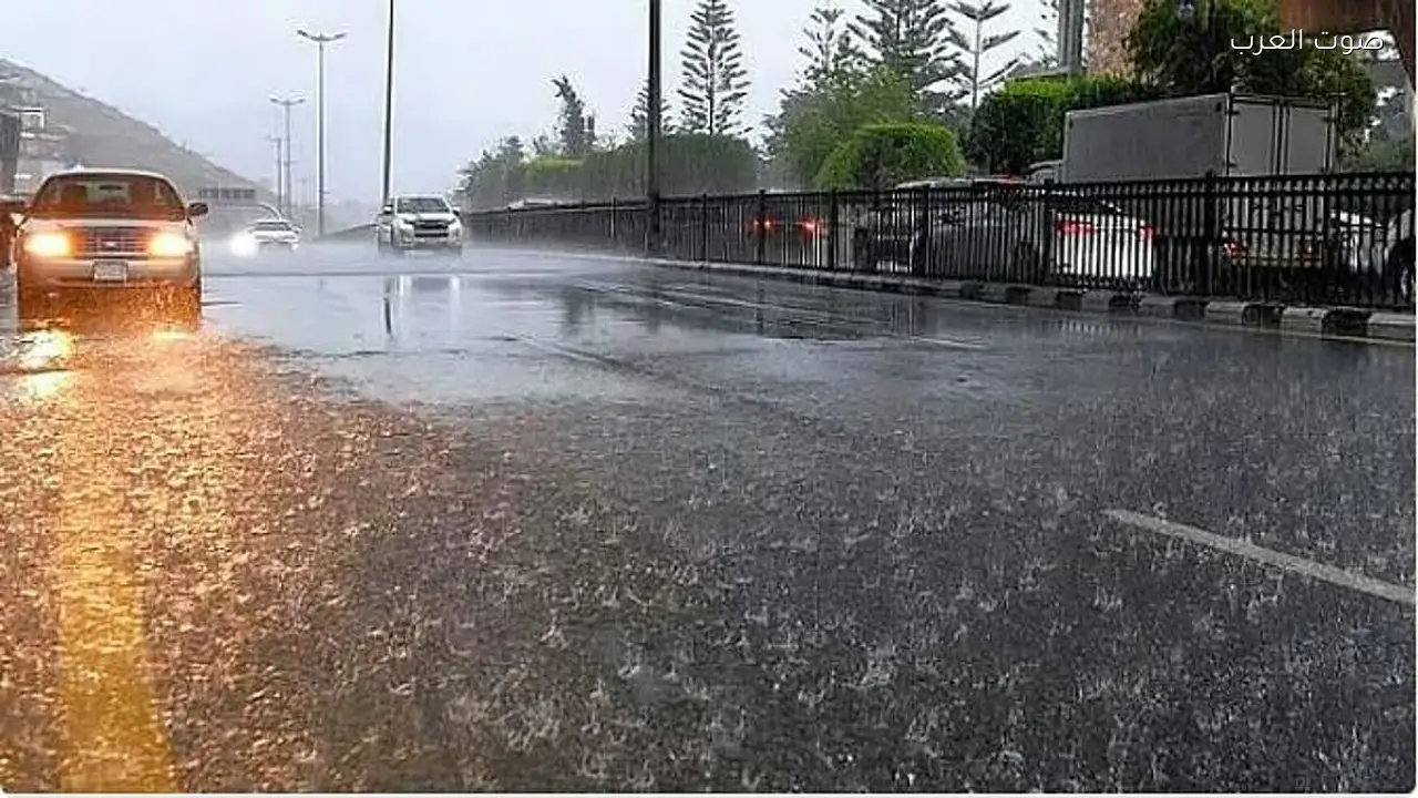 أمطار رعدية ورياح نشطة تضرب عدة مناطق في المملكة الأربعاء