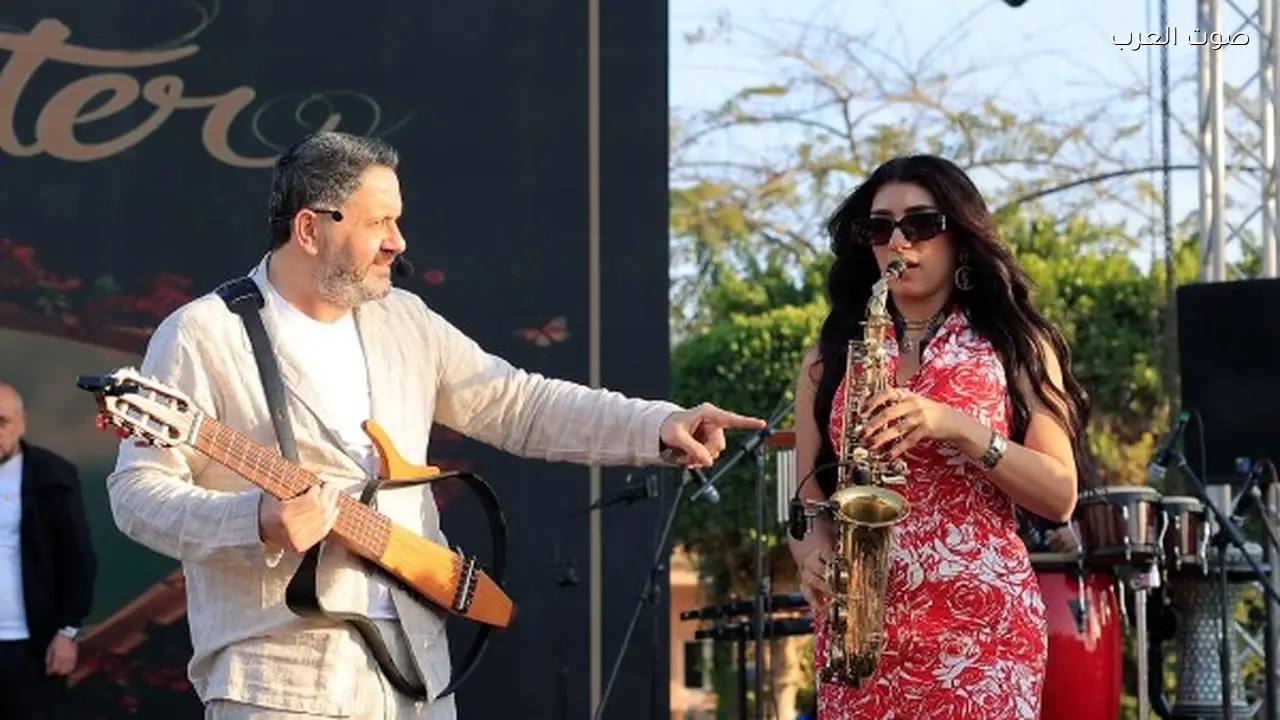 إدوارد يحيي شم النسيم في هيلوبوليس الشروق بالصور