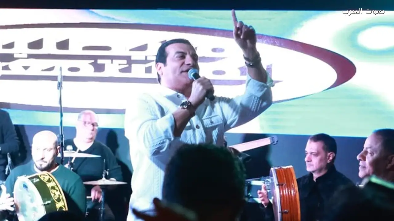 إيهاب توفيق يفتتح موسم الصيف بسهرة مميزة