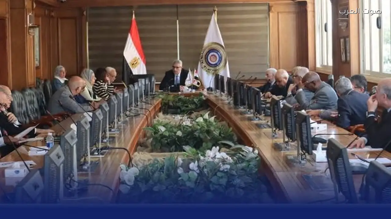 اجتماع دوري للجنة المعادلات برئاسة أمين المجلس الأعلى للجامعات